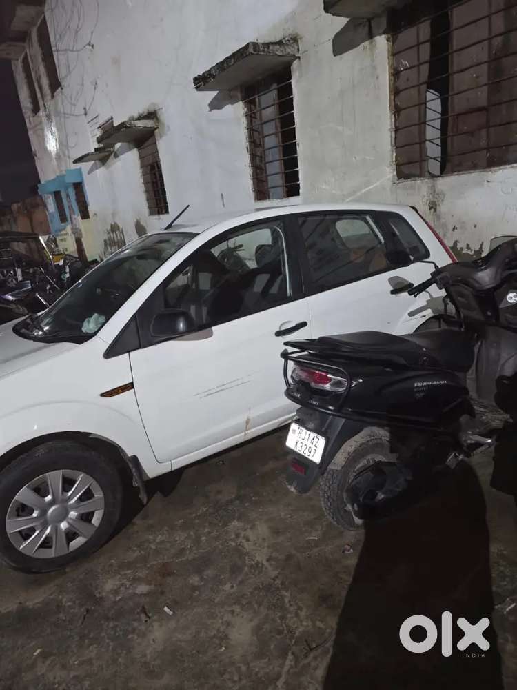 Ford Figo 1.2 Petrol 2015
