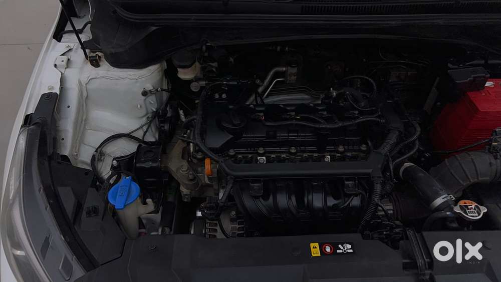 Hyundai New I20 1.2 Asta (o) Ivt, 2023, Petrol