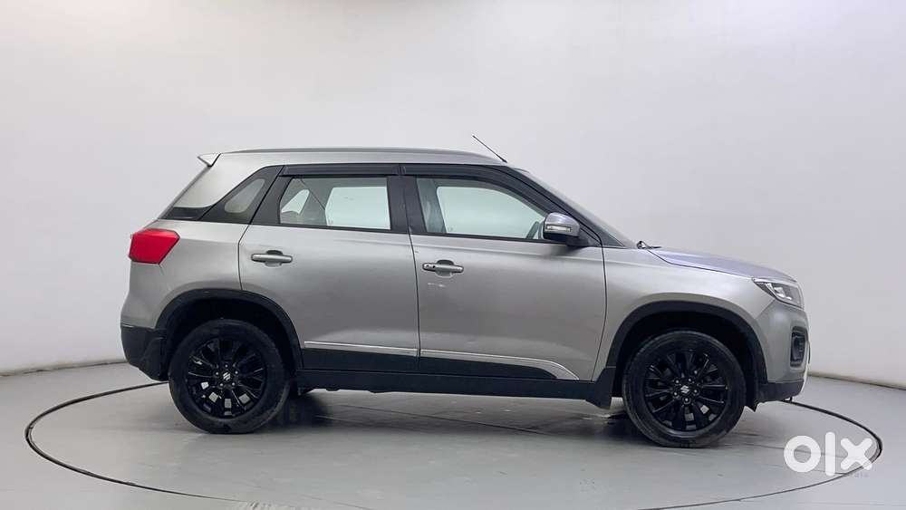Maruti Suzuki Vitara Brezza 1.5 Zxi At, 2022, Petrol