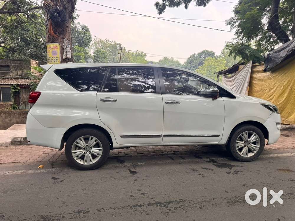 2017 Toyota Innova Crysta