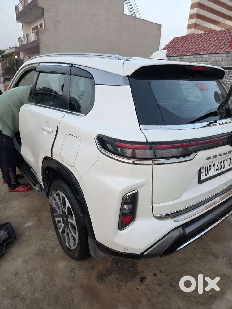 Grand Vitara Zeta Plus 1.5 Strong Hybrid