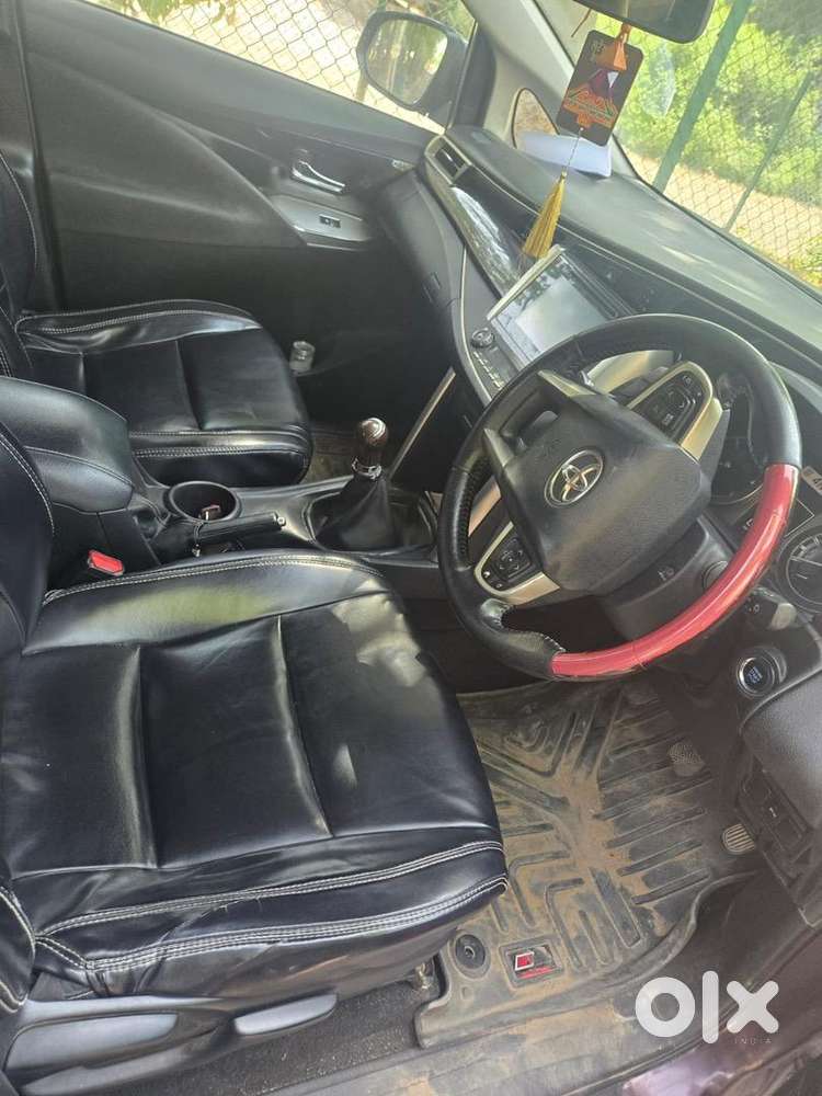 Toyota Innova Crysta 2018 Diesel Well Maintained