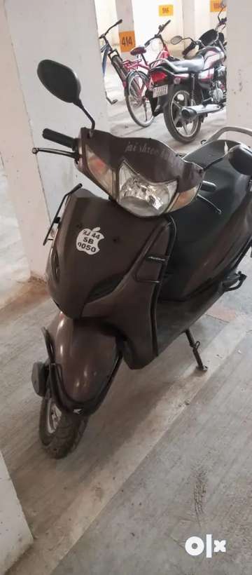 Activa 3g scooty price hot sale