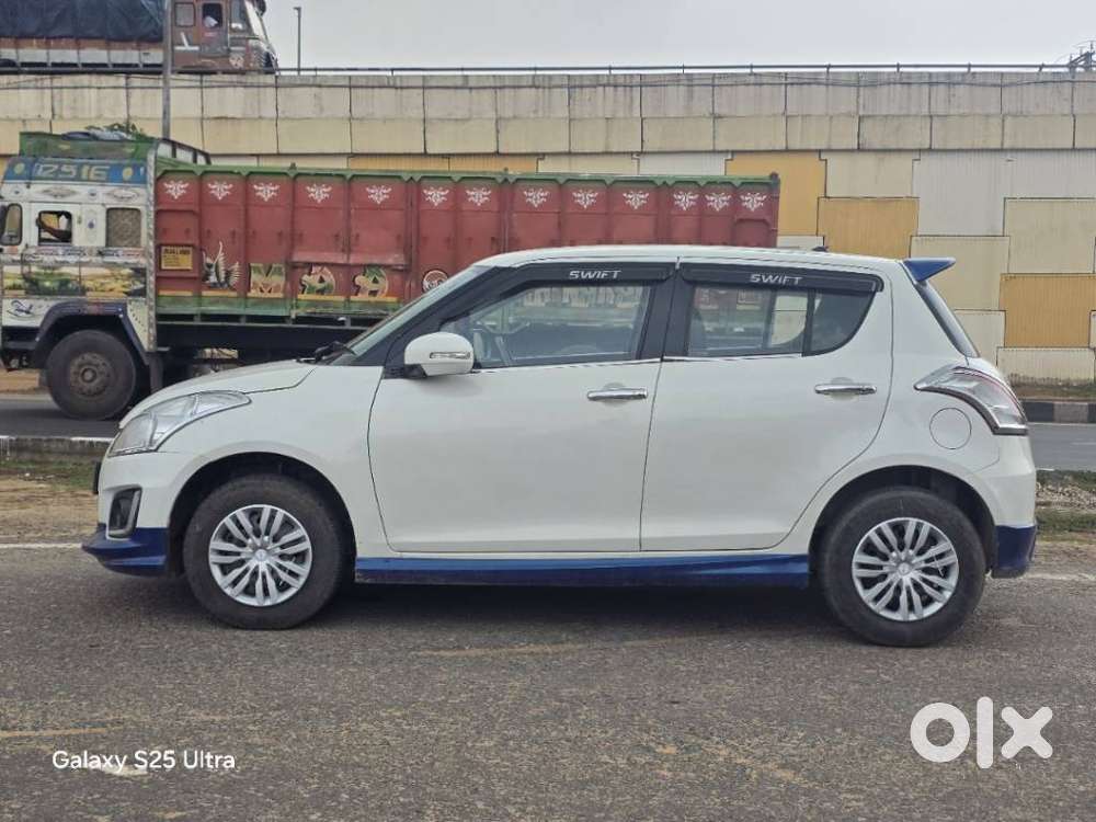 Maruti Suzuki Swift 1.2 Vxi (o), 2016, Petrol