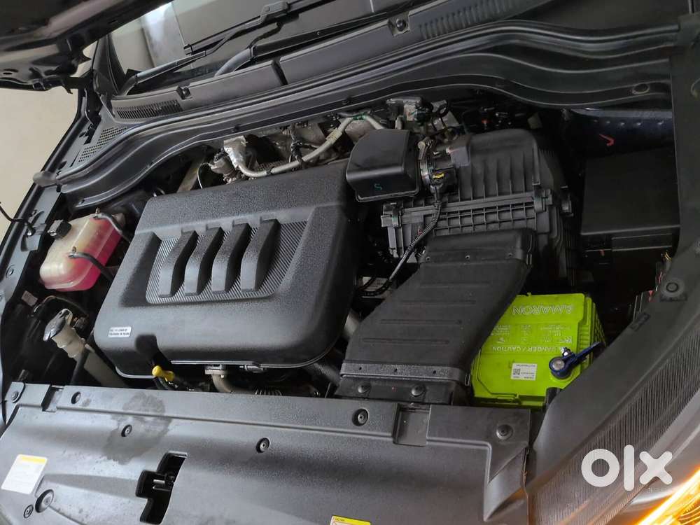 Mahindra Xuv700 2.2 Ax 5 Diesel At Str, 2024, Diesel