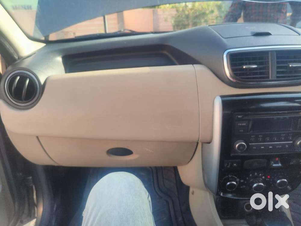 Nissan Terrano 2015 Diesel 120000 Km Driven