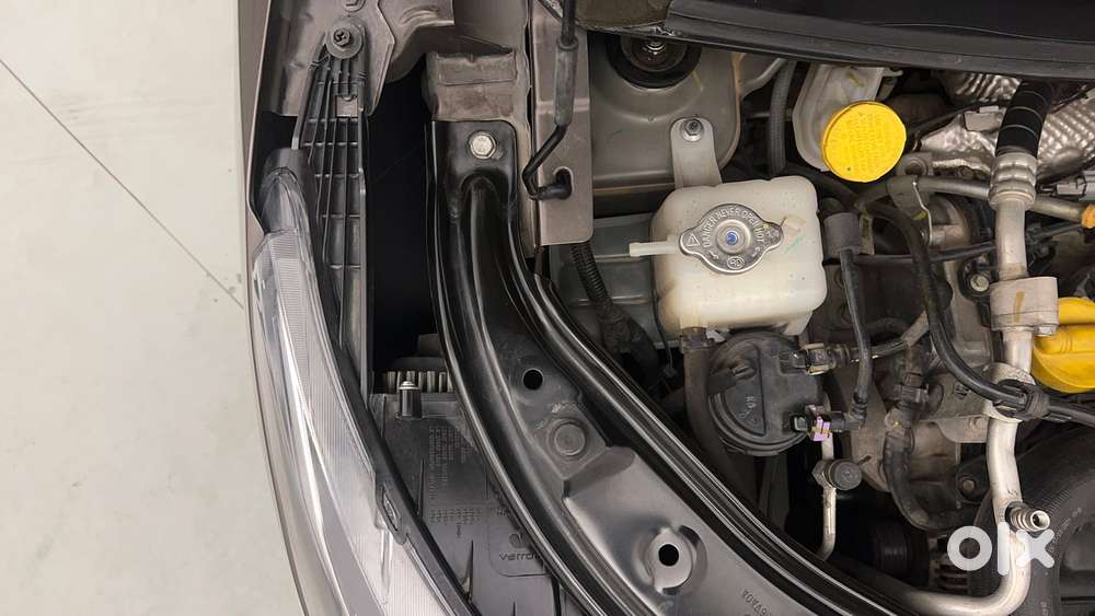 Nissan Magnite 1.0 Xv Premium Turbo Cvt (o), 2021, Petrol