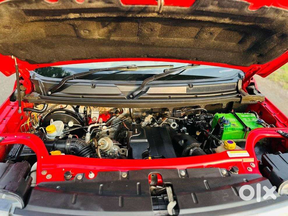 Mahindra Tuv 300 T10 Opt Dual Tone, 2019, Diesel