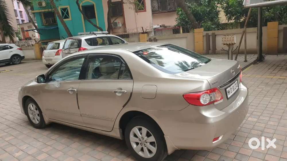 Toyota Corolla Altis 2013