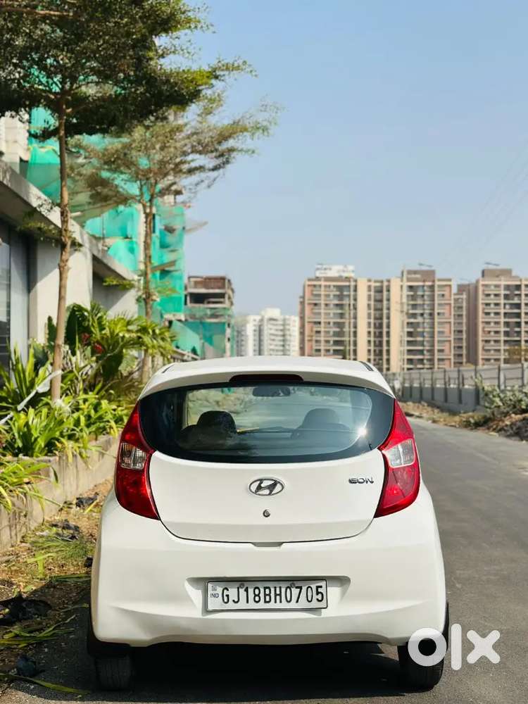 Hyundai Eon 2017 Petrol 52000 Km Driven