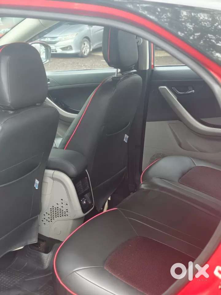Tata Nexon 1.2 Revotron Xza Plus, 2019, Petrol