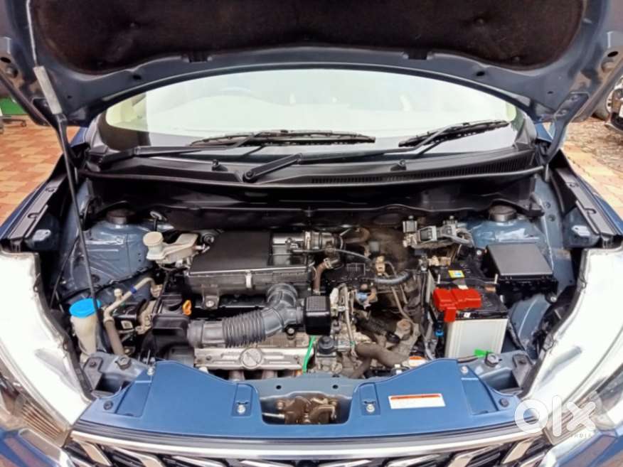 Maruti Suzuki Ertiga Zxi Shvs, 2022, Petrol