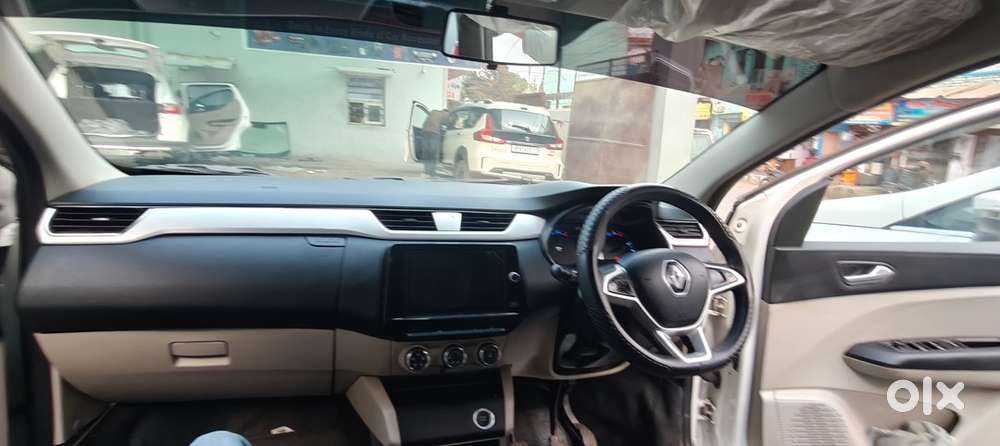 Renault Triber 2023 Petrol Well Maintained