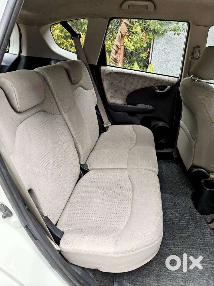 Honda Jazz S Mt I-vtec, 2010, Cng & Hybrids