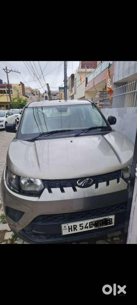 Mahindra Kuv 100 Mahindra-kuv-100-d75-k2-plus, 2020, Petrol