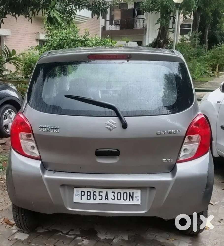 Women Bank Officer Maruti Suzuki Celerio Zxi(o) 2017