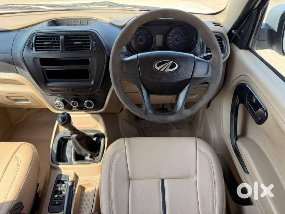 Mahindra Tuv 300 T4 Plus, 2020, Diesel