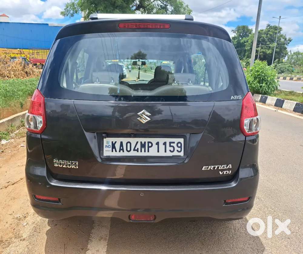Maruti Suzuki Ertiga Vdi 2014 Diesel 90000 Km Driven
