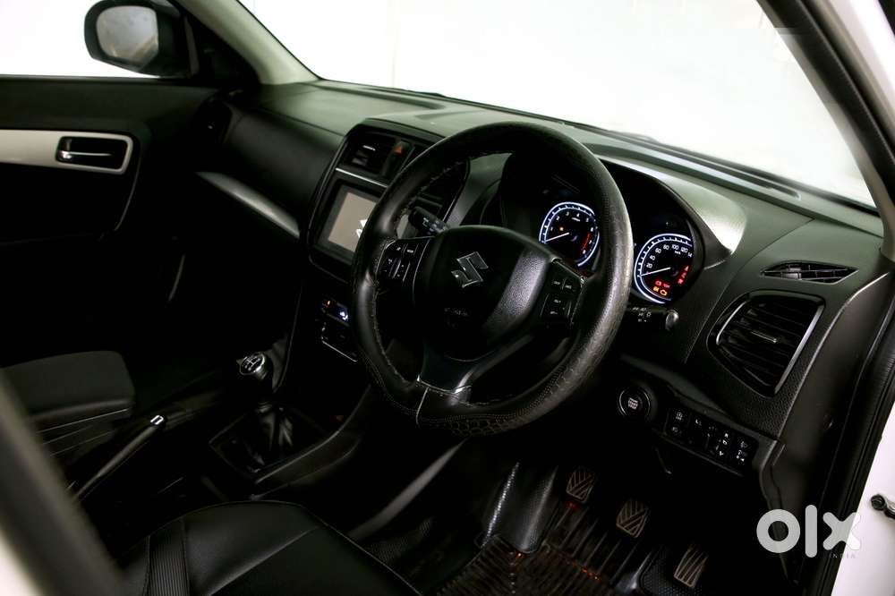 Maruti Suzuki Brezza 1.5 Zxi Smart Hybrid, 2020, Petrol