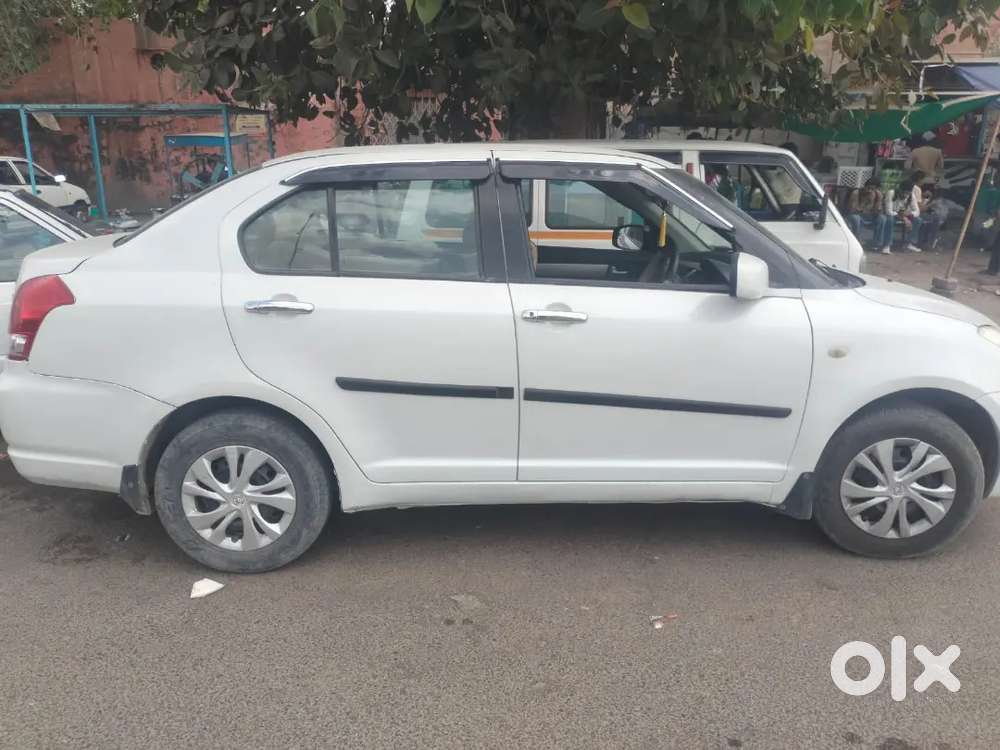 Maruti Suzuki Swift Dzire 2011 Petrol 155000 Km Driven