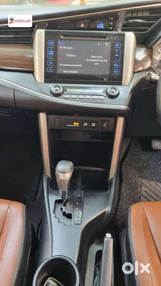Toyota Innova Crysta 2.8 Zx At 7 Seater, 2016, Diesel