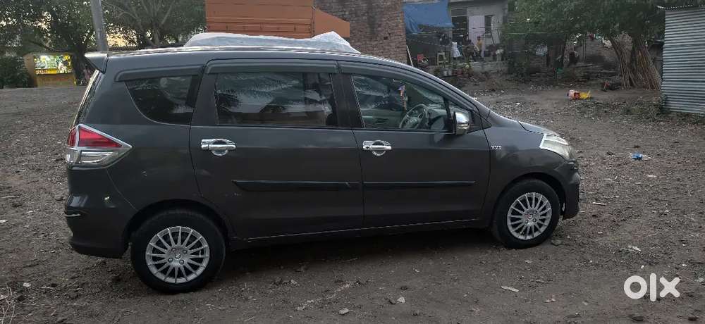 Maruti Suzuki Ertiga 2017 Petrol 160500 Km Driven Good Condition