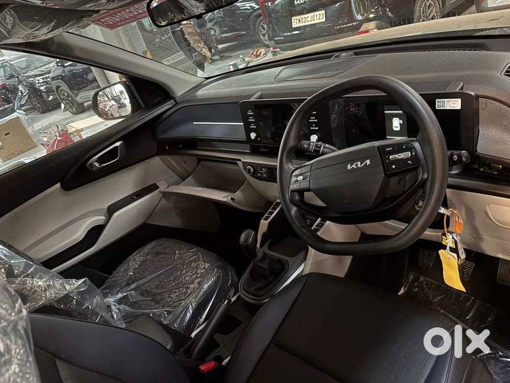 Kia Carens Clavis New Model 2026