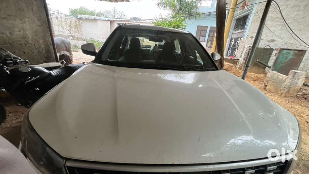 Mahindra Xuv300  2024