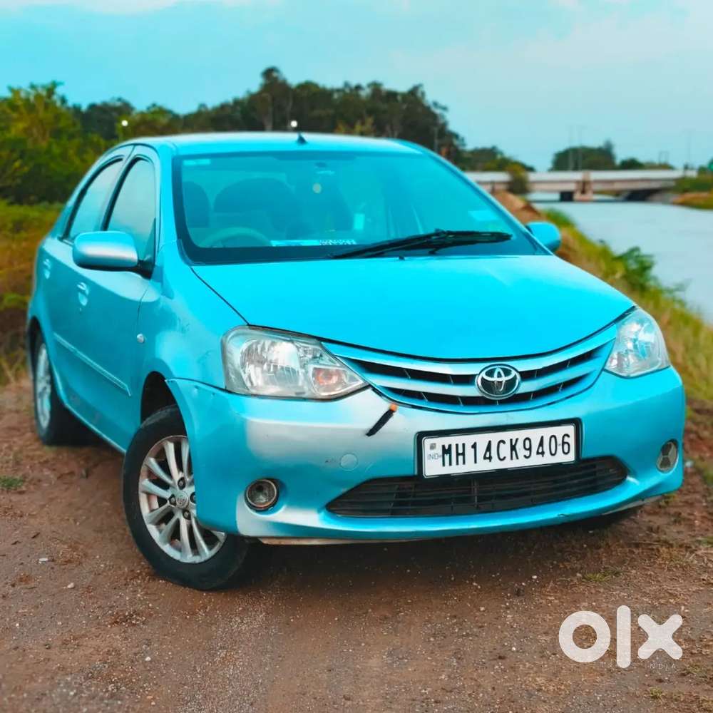 Toyota Etios 1.5 V 2011
