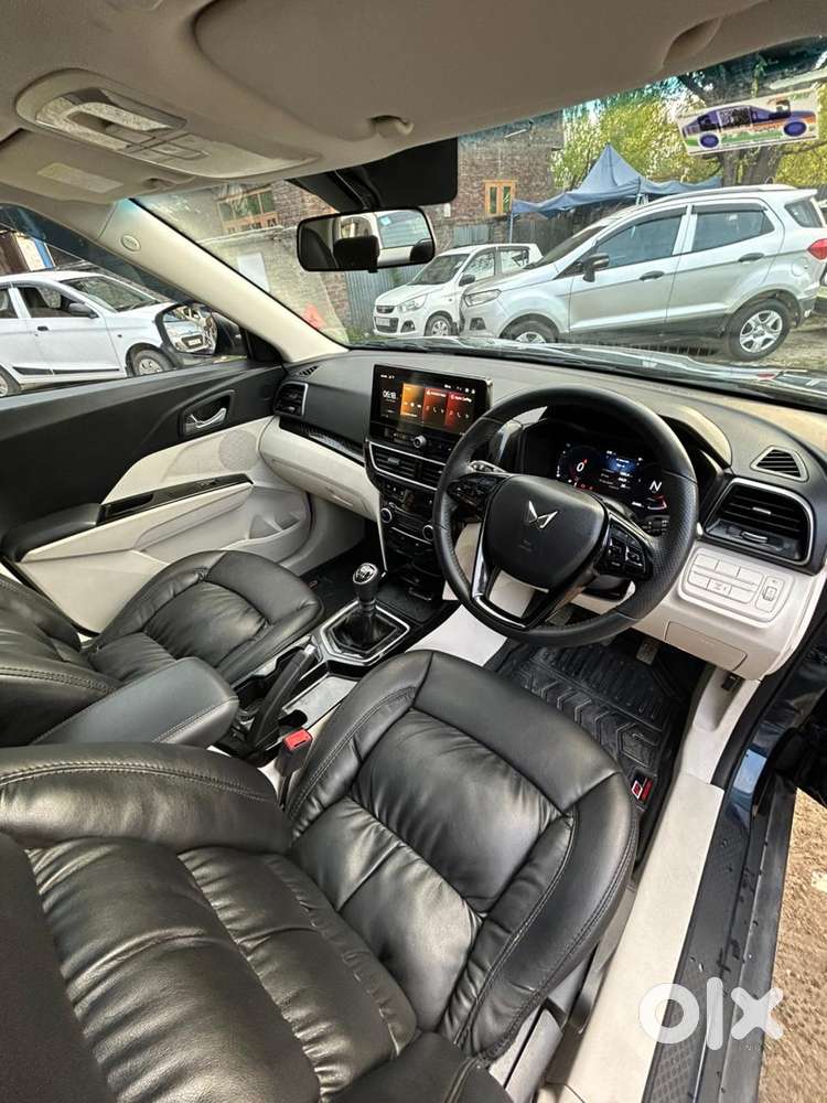 Mahindra Xuv 3xo Ax5 Ds Mt, 2024, Diesel