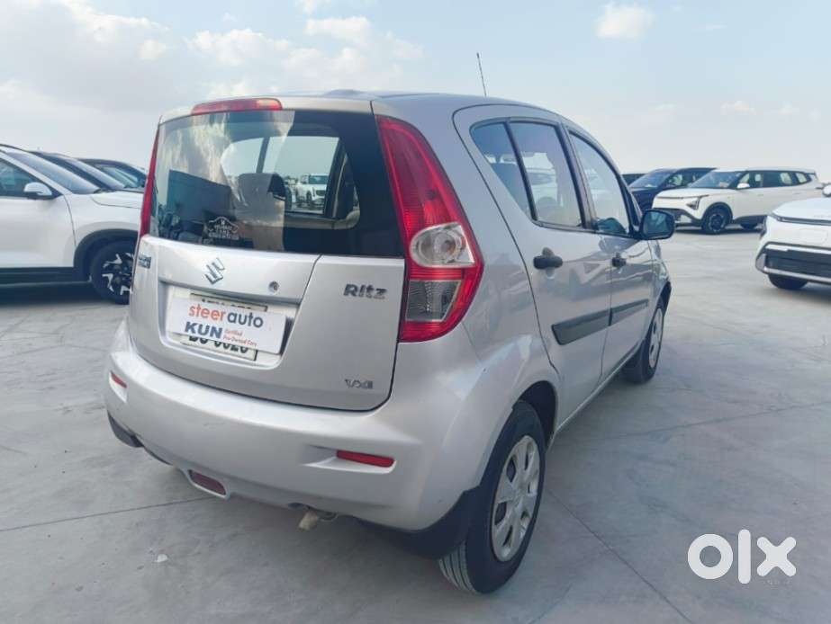 Maruti Suzuki Ritz Vxi, 2012, Petrol