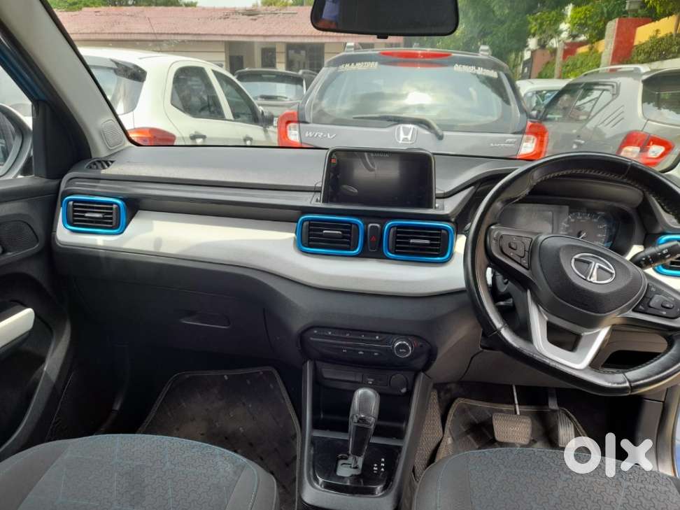 Tata Punch Creative Amt, 2022, Petrol