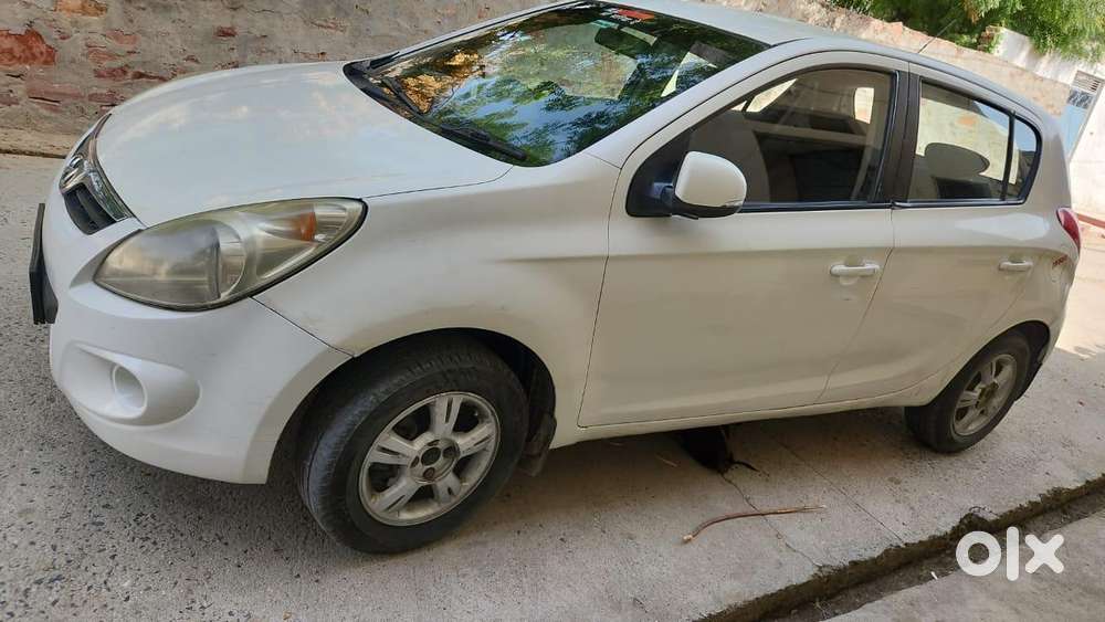 Hyundai I20 Sportz 1.4 Crdi, 2011, Diesel
