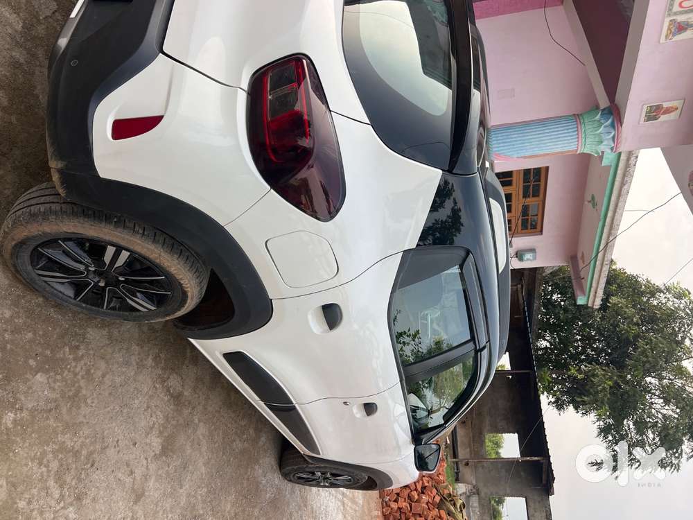 Renault Kwid 1.0 Petrol 2024