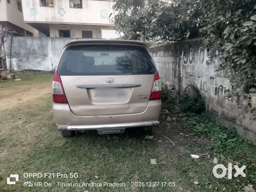 Toyota Innova 2010 Diesel 220000 Km Driven