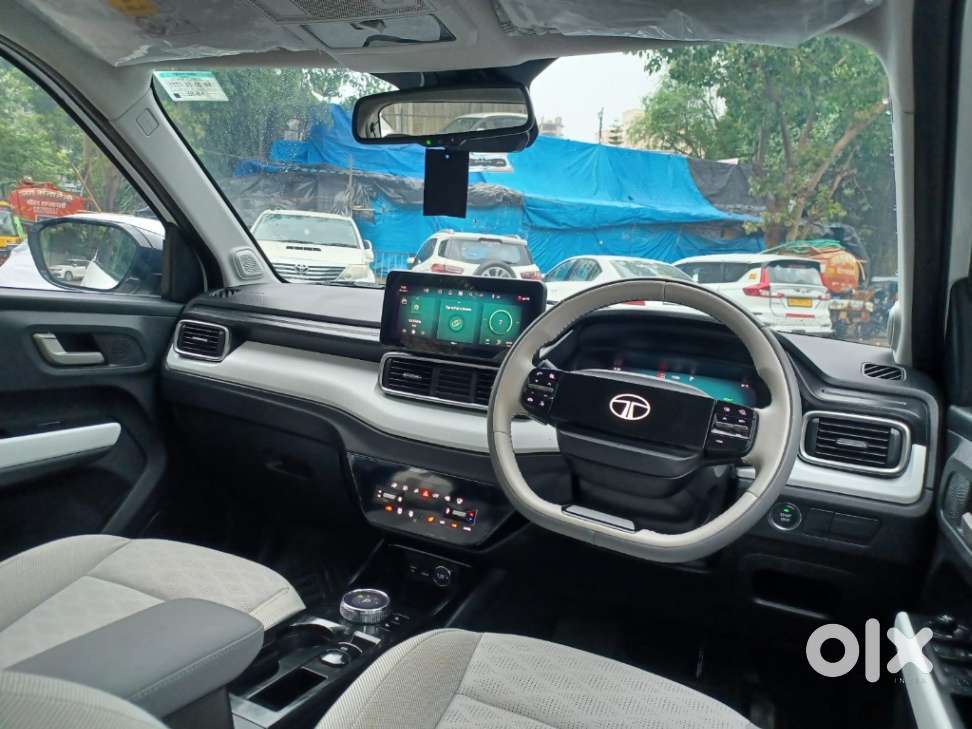 Tata Punch Ev Empowered Plus Lr, 2025, Electric