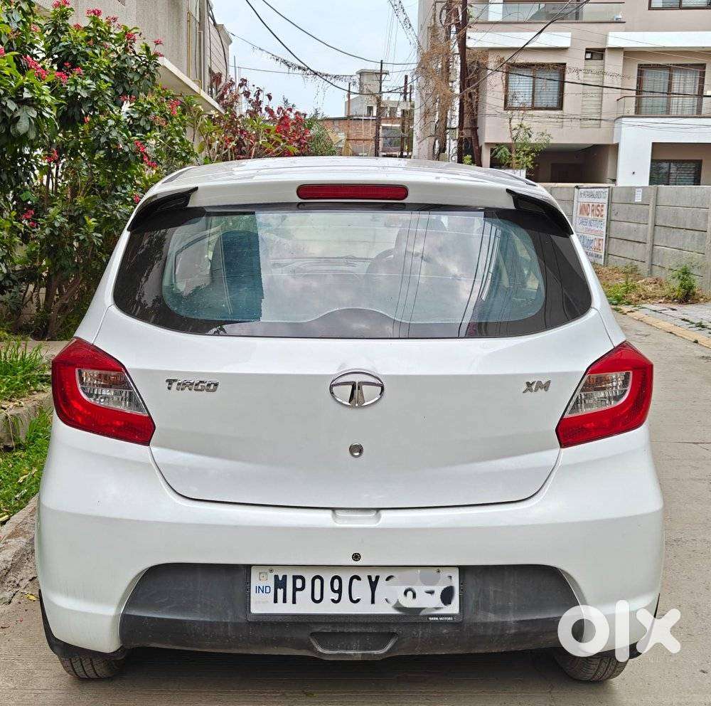 Tata Tiago 1.2 Revotron Xm, 2018, Petrol