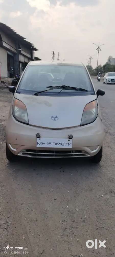 Tata Nano Twist 2012