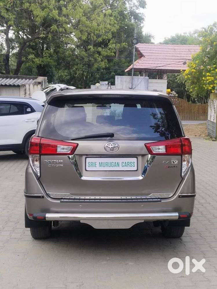 Toyota Innova Crysta 2.4 V, 2017, Diesel
