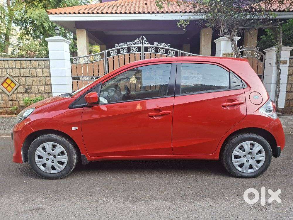 Honda Brio V Mt, 2012, Petrol