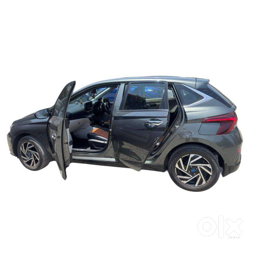 Tata Altroz 1.5 Xm Plus Diesel, 2024, Diesel