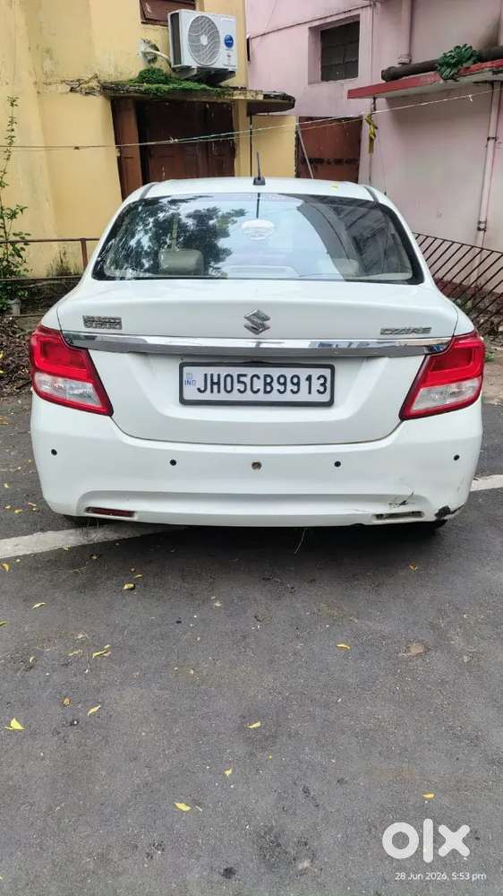 Maruti Suzuki Dzire 2018 Petrol Well Maintained