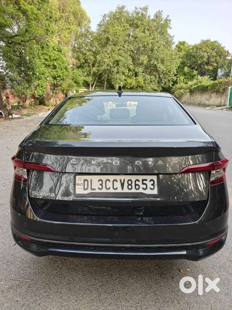 Skoda Slavia 1.0 Ambition Tsi At, 2022, Petrol