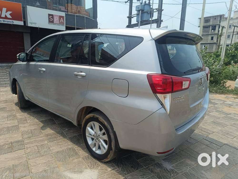 Toyota Innova Crysta 2.4 G Mt 8s, 2017, Diesel