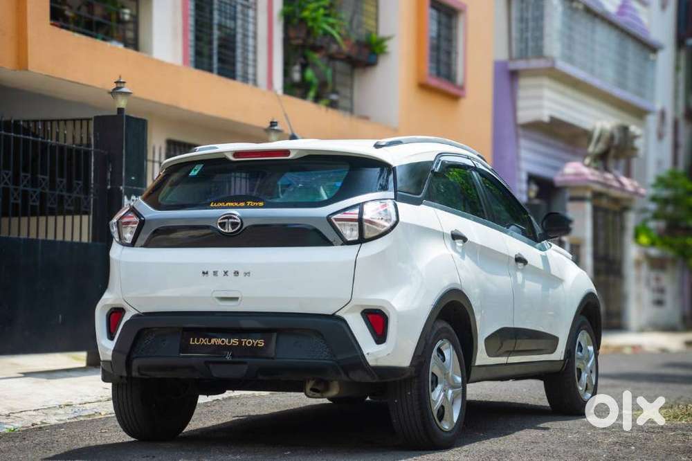 Tata Nexon 1.2 Revotron Xm Plus (s), 2021, Petrol