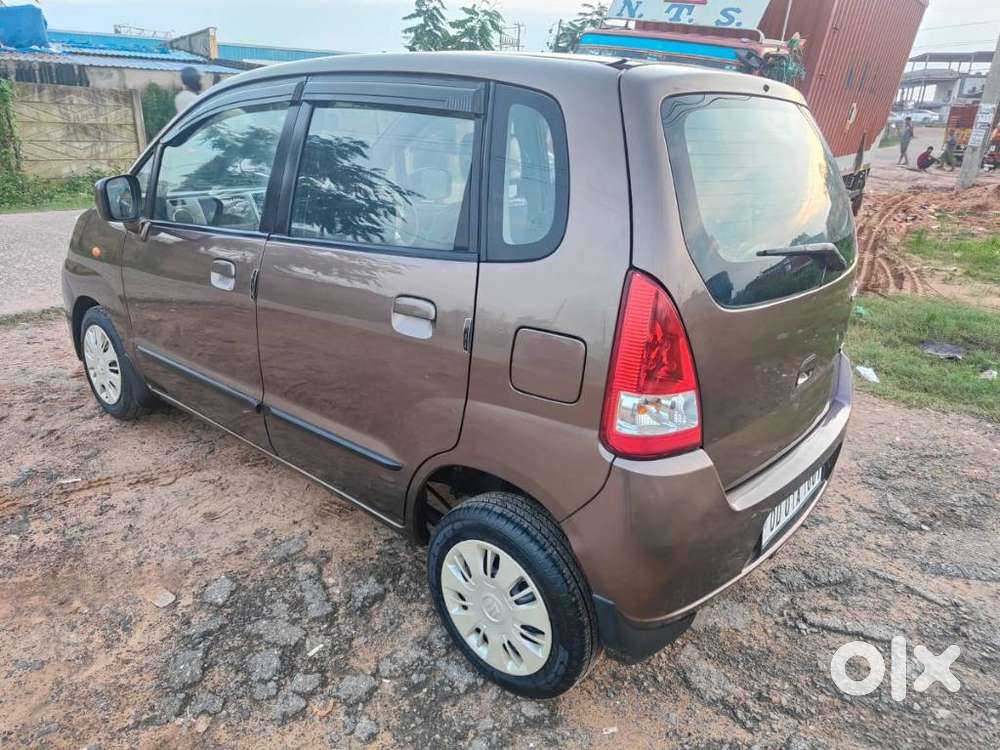 Maruti Suzuki Zen Estilo Vxi Bsiv, 2013, Petrol
