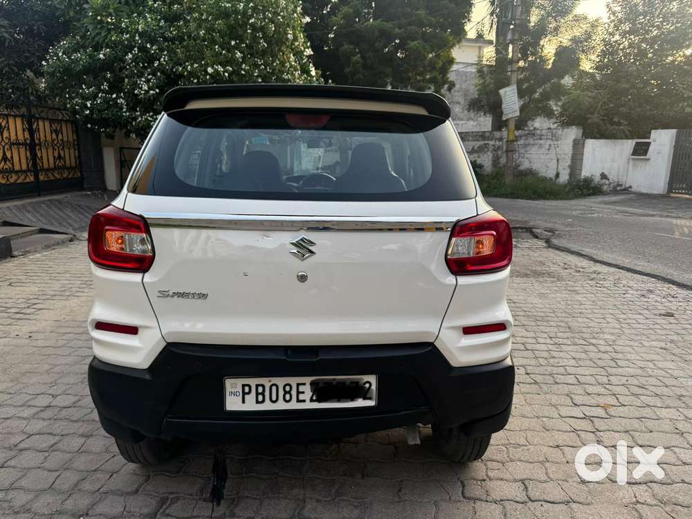 Maruti Suzuki S-presso Vxi Opt, 2022, Petrol