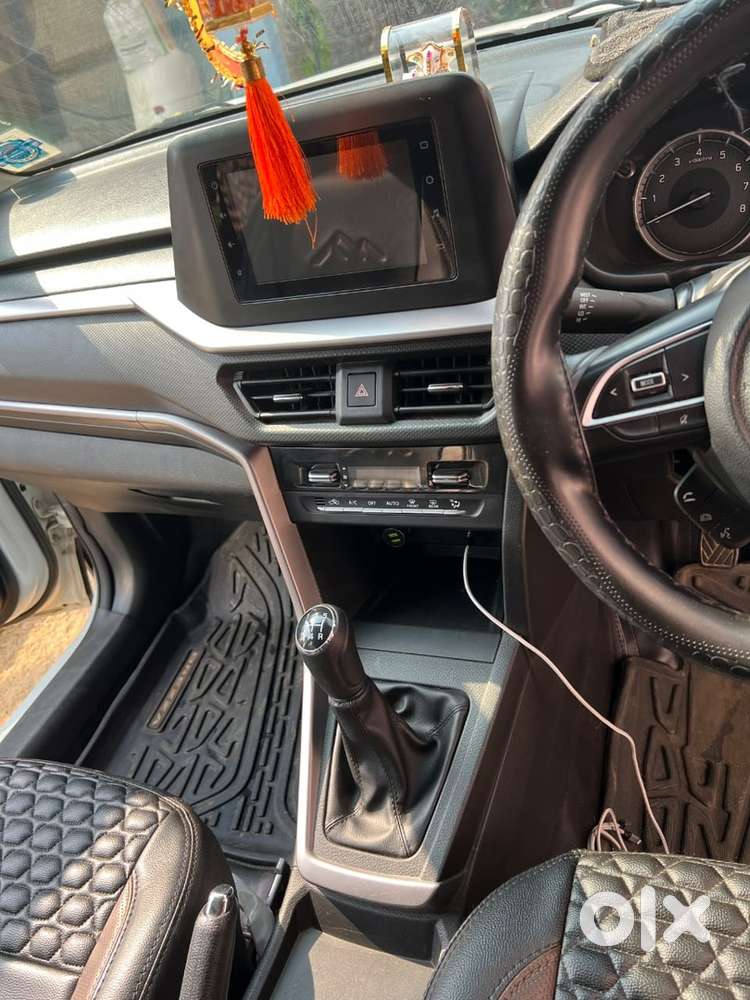 Maruti Brezza Petrol Manual 2025