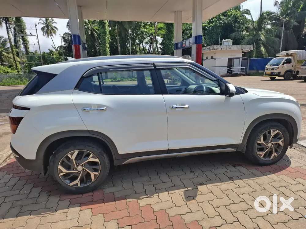 *creta 1.5 Ex Mt * 
  
Registration:1/2022
Manufacturing:11/2021
Km Dr