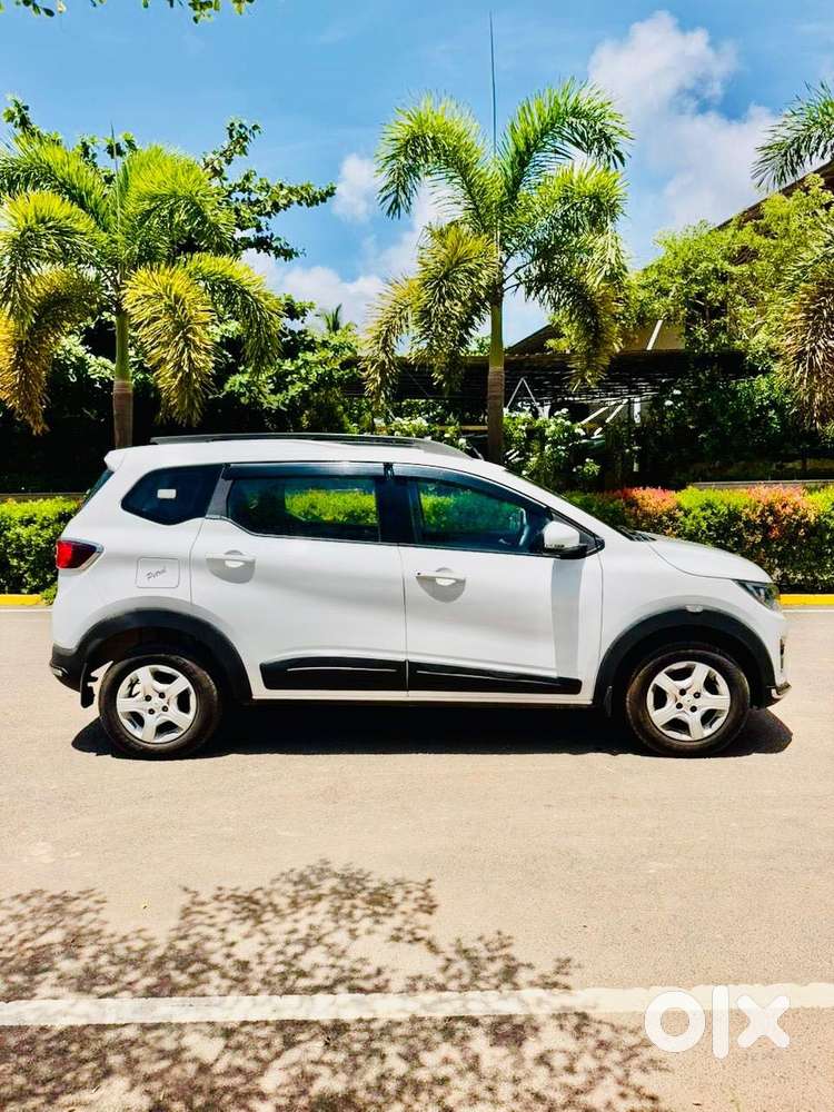 Renault Triber Rxz, 2020, Petrol